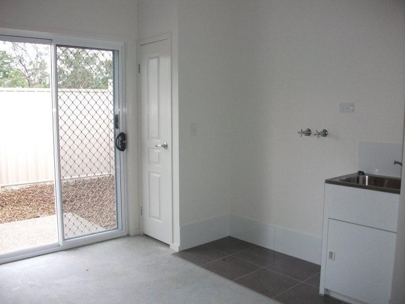 3 Conlan  Ct, Oxenford QLD 4210