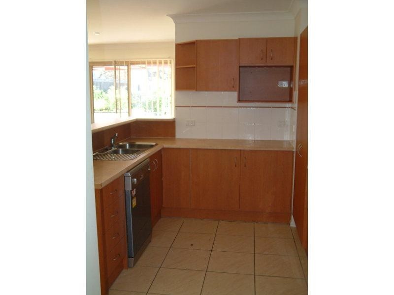 5 Selina  Ct, Marsden QLD 4132