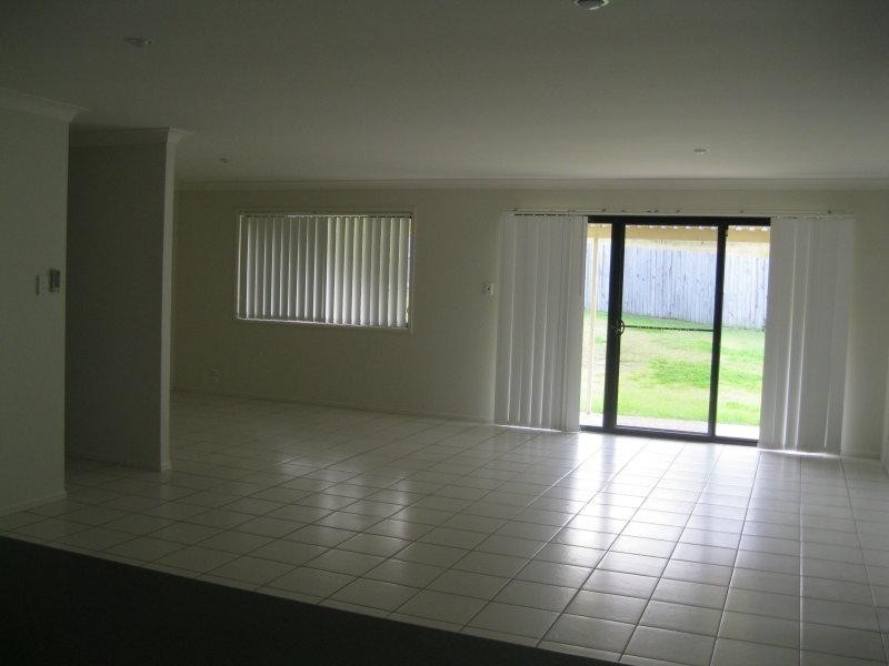 10 Mungana Dr, Upper Coomera QLD 4209