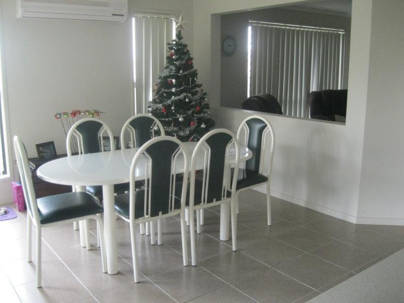 8 Yelka Street St, Ormeau QLD 4208