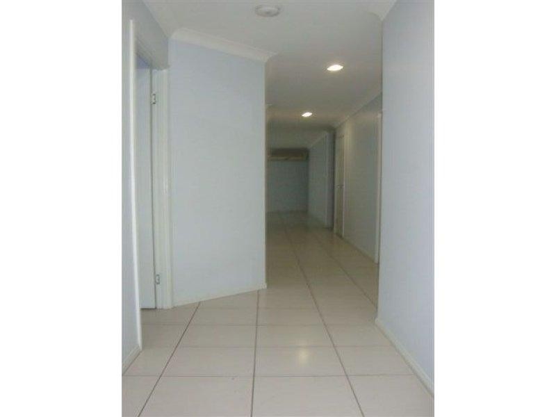 32 Annabelle Cres, Upper Coomera QLD 4209