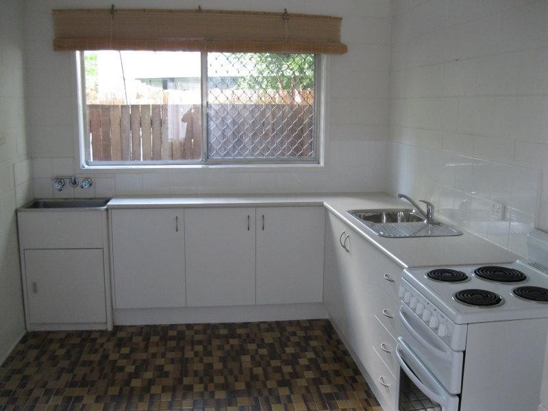 15 Parr  St, Biggera Waters QLD 4216