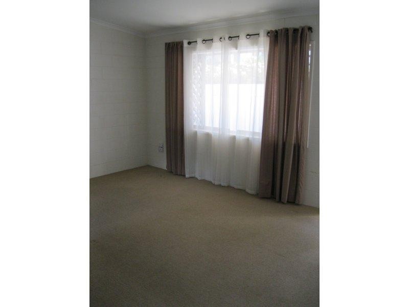 15 Parr  St, Biggera Waters QLD 4216