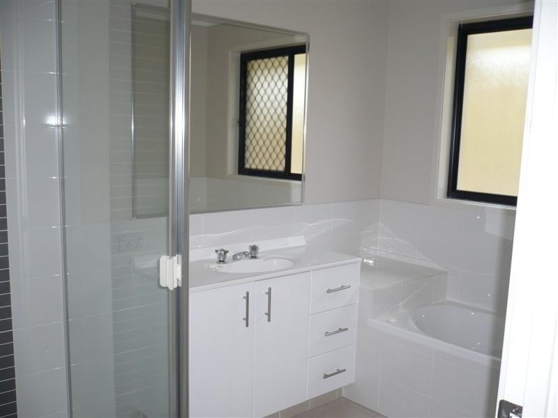 5 Webb  St, Calamvale QLD 4116