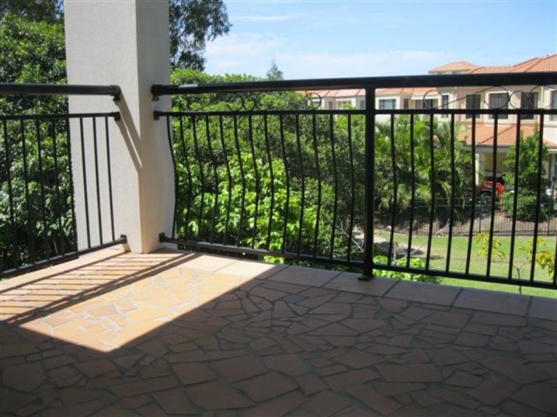 8847 Magnolia Drive East -, Hope Island QLD 4212