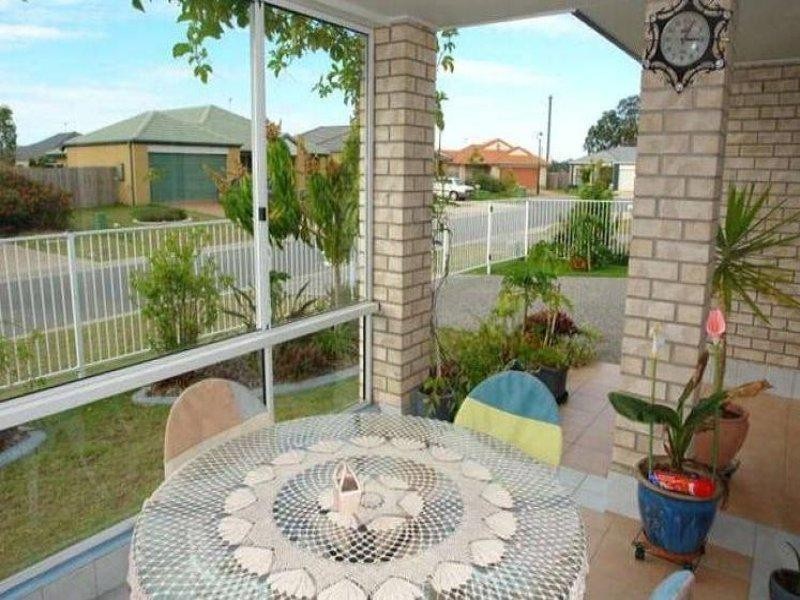 1/6 Linda Way, Upper Coomera QLD 4209