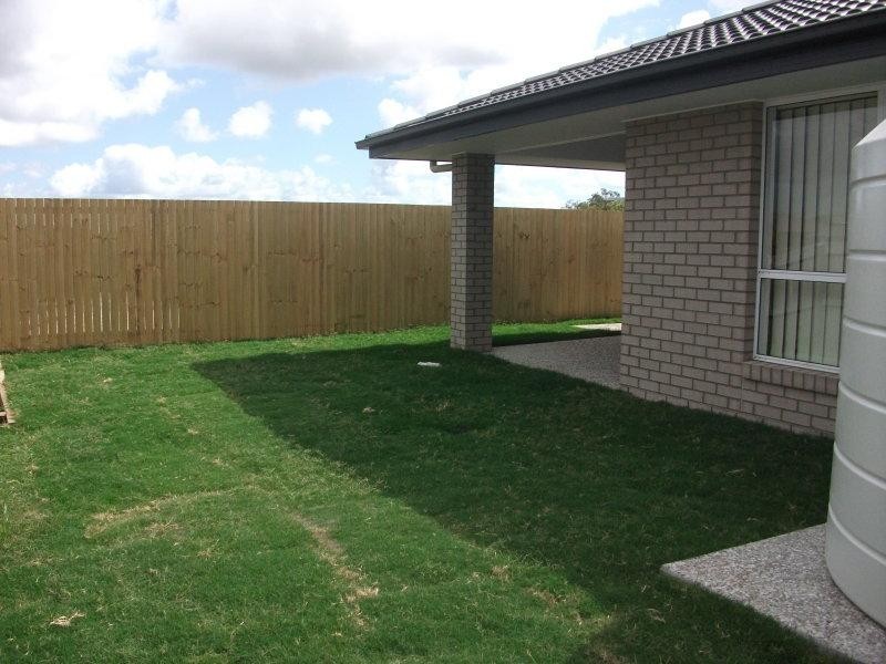 27 Winchester Cres, Pimpama QLD 4209