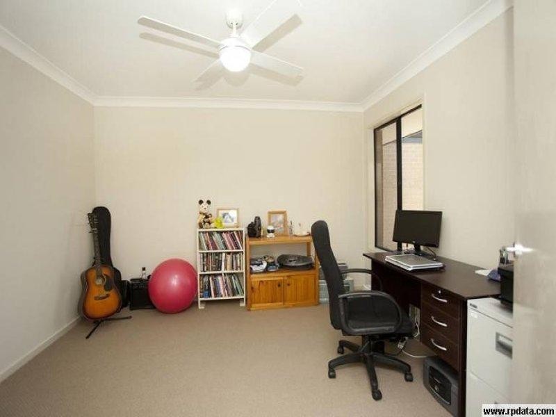1 Wunburra   Cir, Pacific Pines QLD 4211