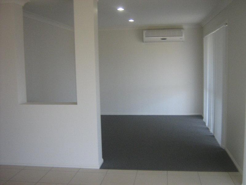4 Antonia Pl, Ormeau QLD 4208