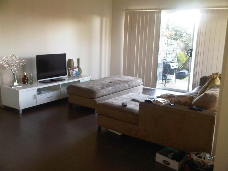 1/61 Nicola Way, Upper Coomera QLD 4209