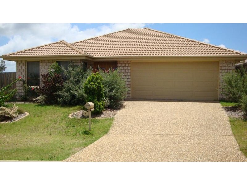 8 Paris Pde, Ormeau QLD 4208