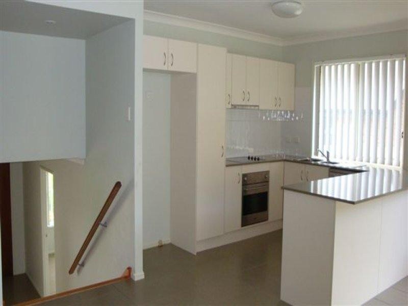 3 Anna Ave, Ormeau QLD 4208