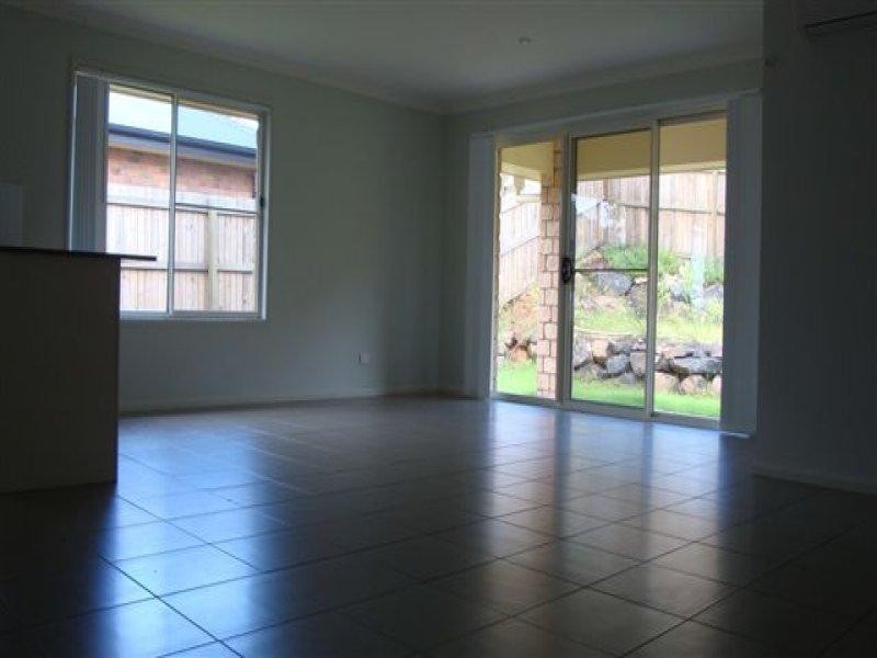 3 Anna Ave, Ormeau QLD 4208