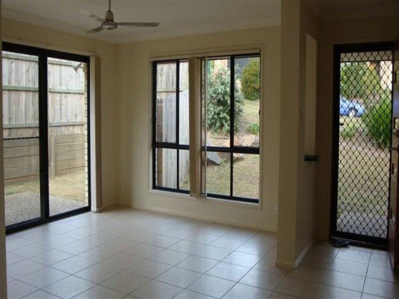 1/10 Jonquil St, Ormeau QLD 4208