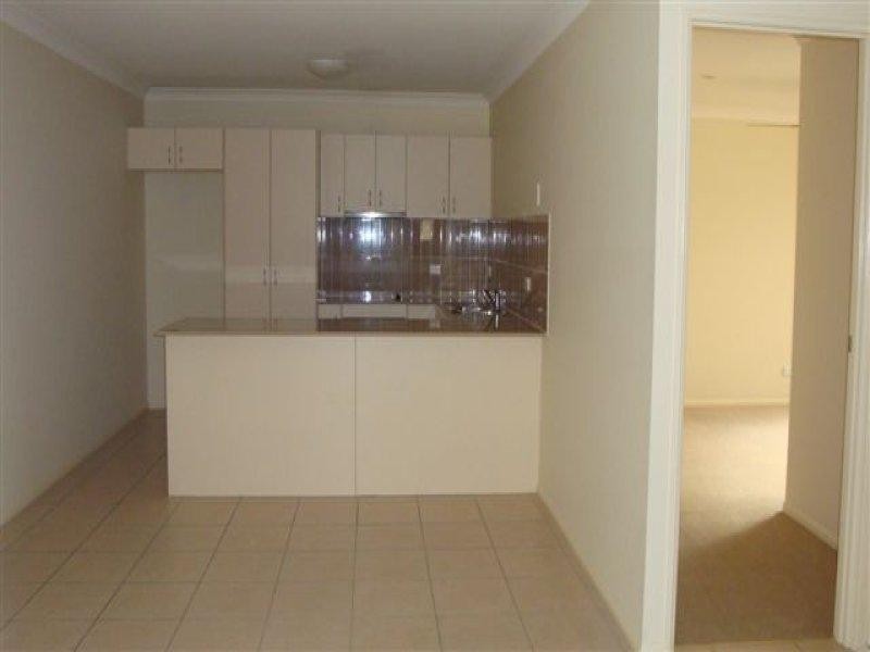 1/10 Jonquil St, Ormeau QLD 4208