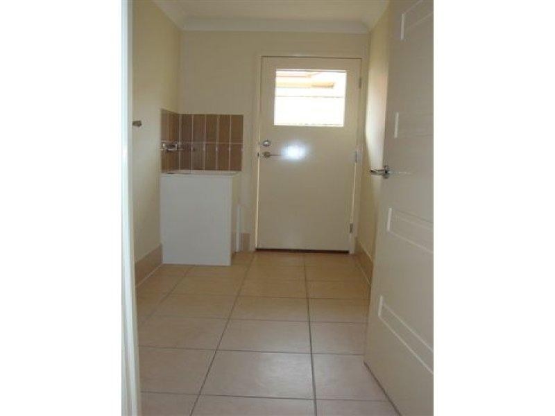 1/10 Jonquil St, Ormeau QLD 4208