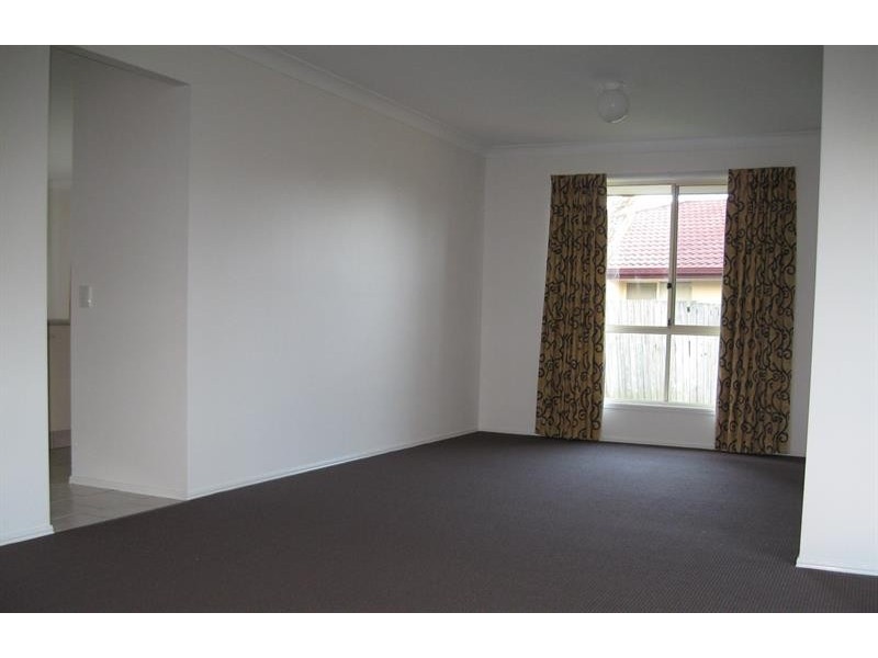 51 Ballybunion Dr, Parkwood QLD 4214