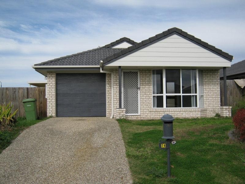 74 Lake Manchester St, Logan Reserve QLD 4133
