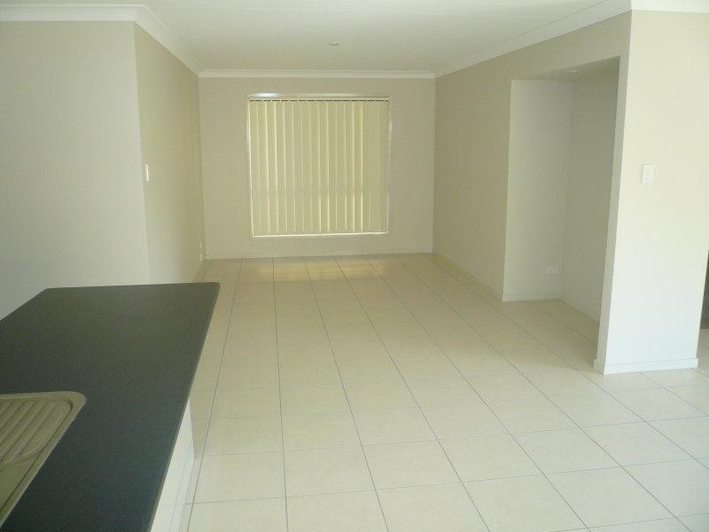 26 Wyndham  Cct, Holmview QLD 4207