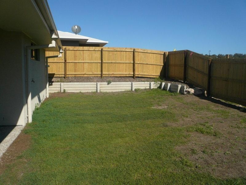 26 Wyndham  Cct, Holmview QLD 4207