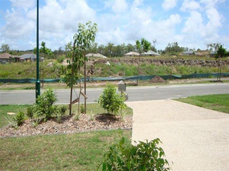 5 Christopher St, Pimpama QLD 4209