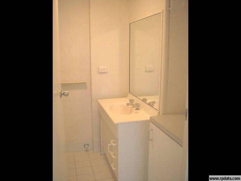 6/16-18 Abalone  Ave, Paradise Point QLD 4216