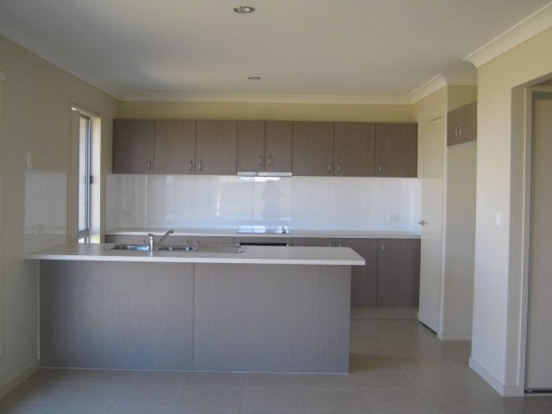 9 Mimosa St, Ormeau QLD 4208