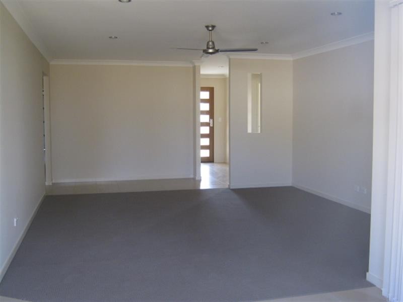 9 Mimosa St, Ormeau QLD 4208