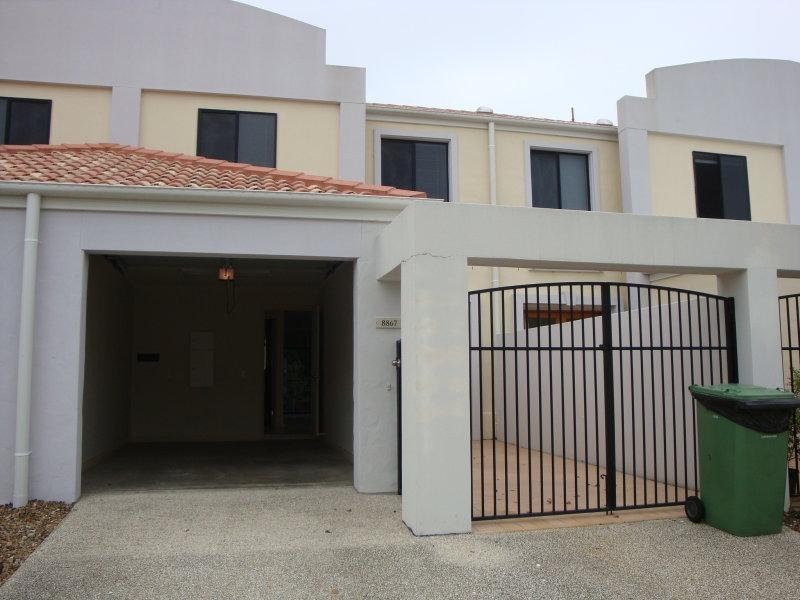 8847 Magnolia  Dr, Hope Island QLD 4212
