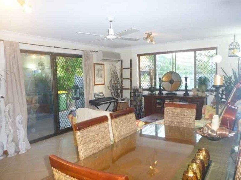1/31 Bruce Ave, Paradise Point QLD 4216