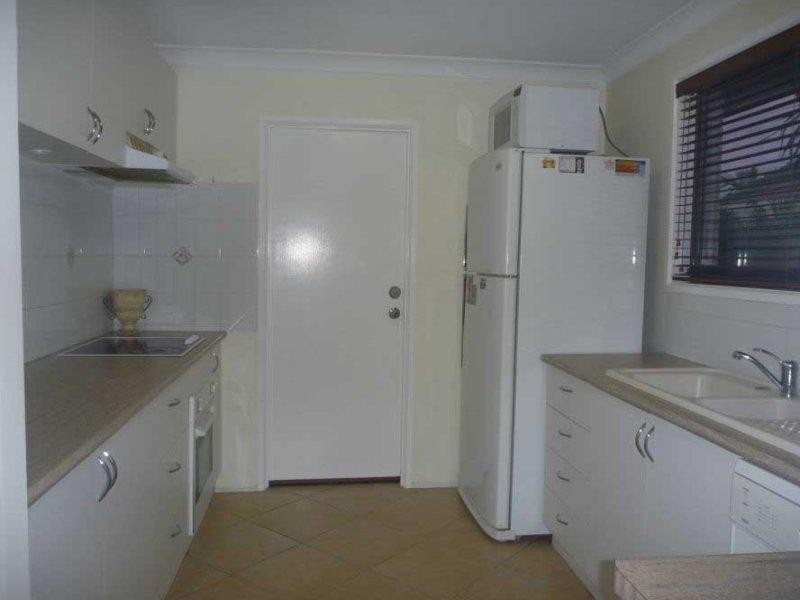 1/31 Bruce Ave, Paradise Point QLD 4216