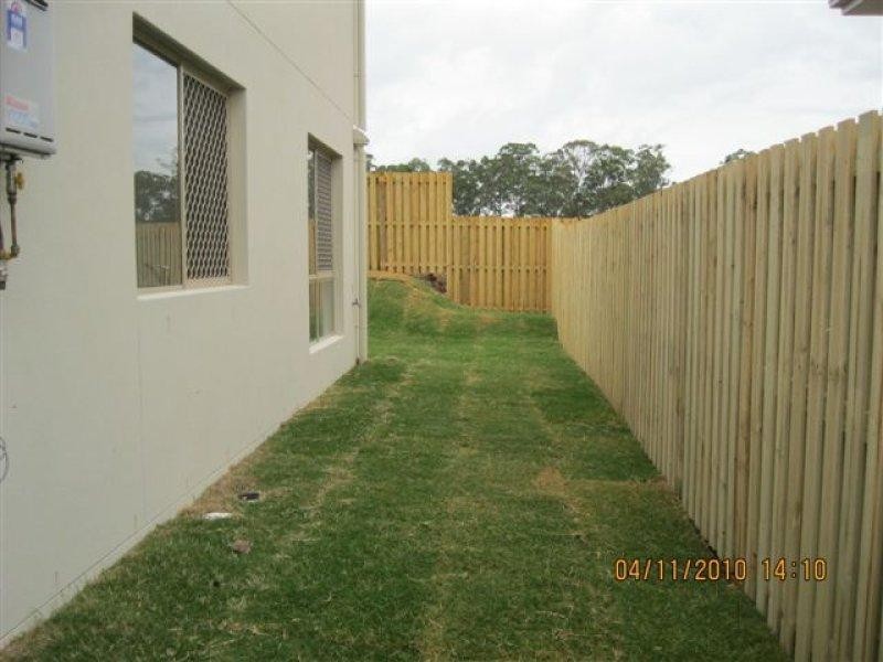 13 Ritz Dr, Coomera QLD 4209