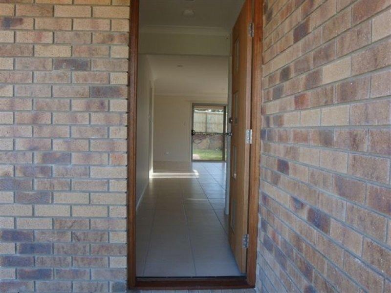 37 Christopher St, Pimpama QLD 4209