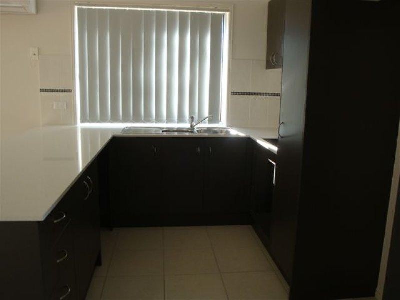 37 Christopher St, Pimpama QLD 4209