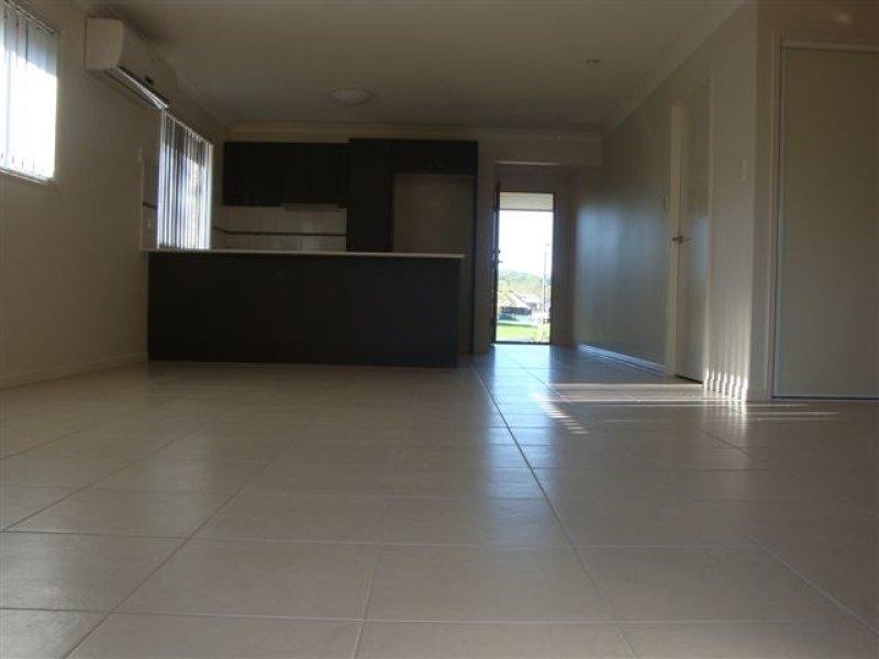 37 Christopher St, Pimpama QLD 4209