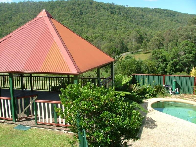 202B Clagiraba  Rd, Clagiraba QLD 4211