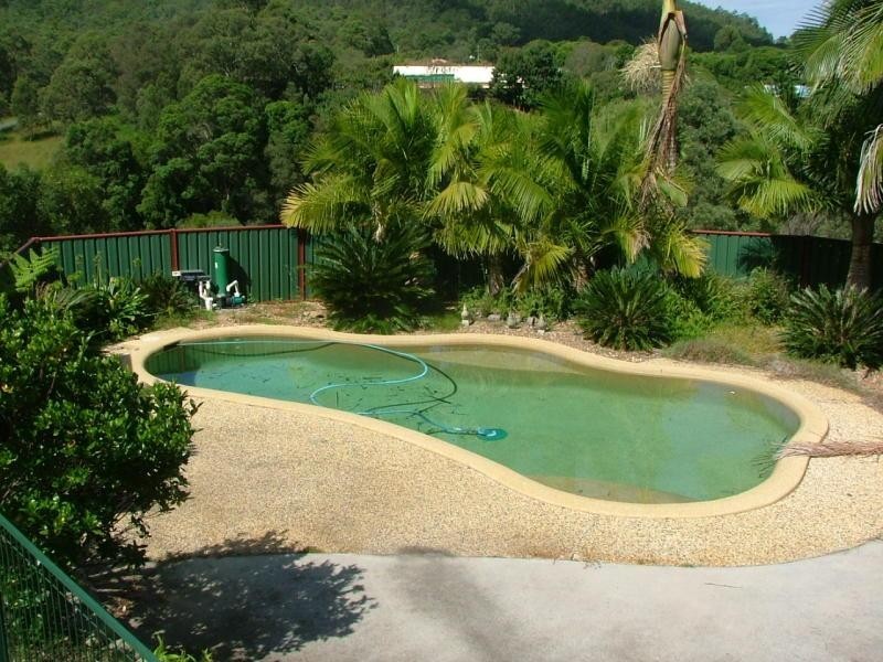 202B Clagiraba  Rd, Clagiraba QLD 4211