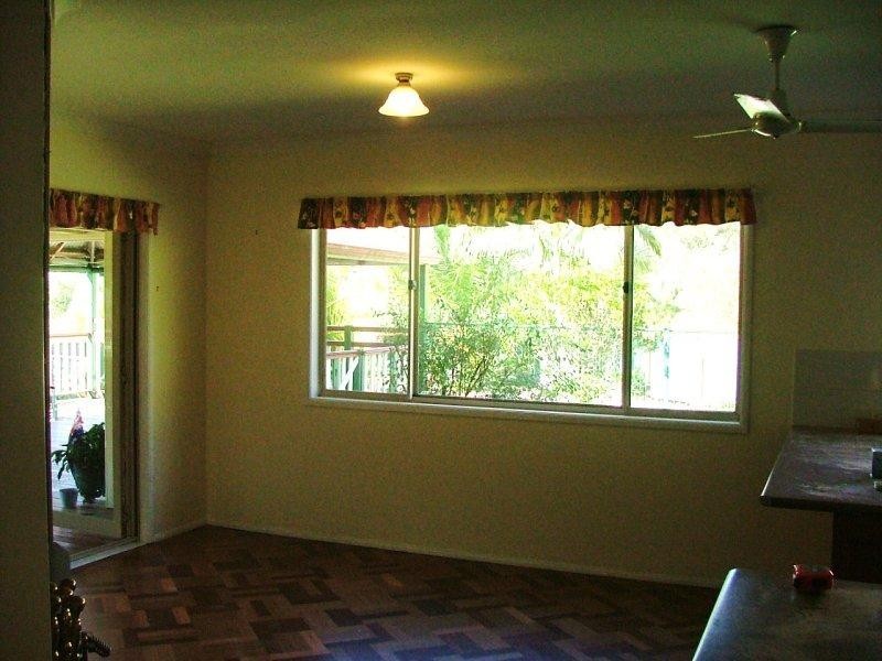 202B Clagiraba  Rd, Clagiraba QLD 4211