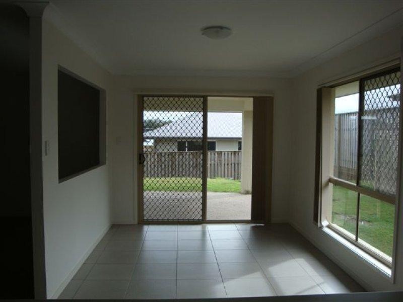 13 Hazelmere  Cres, Ormeau QLD 4208