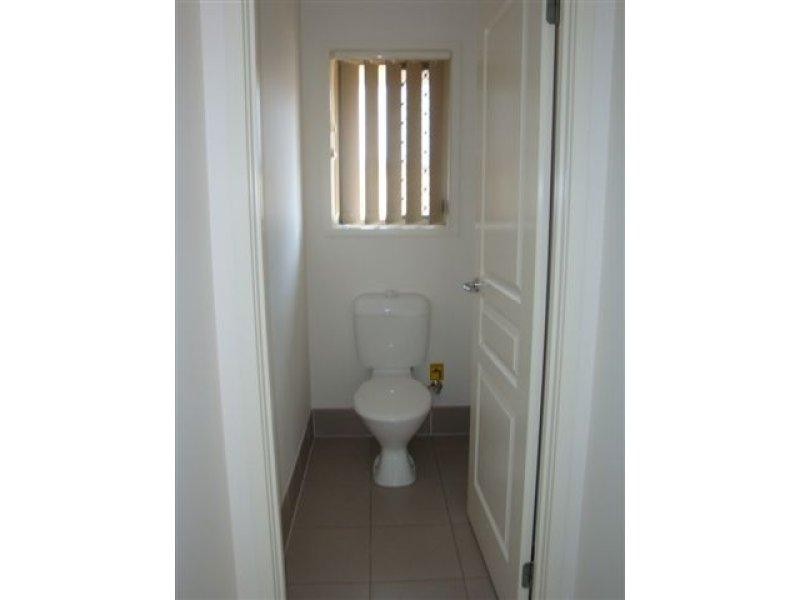 13 Hazelmere  Cres, Ormeau QLD 4208