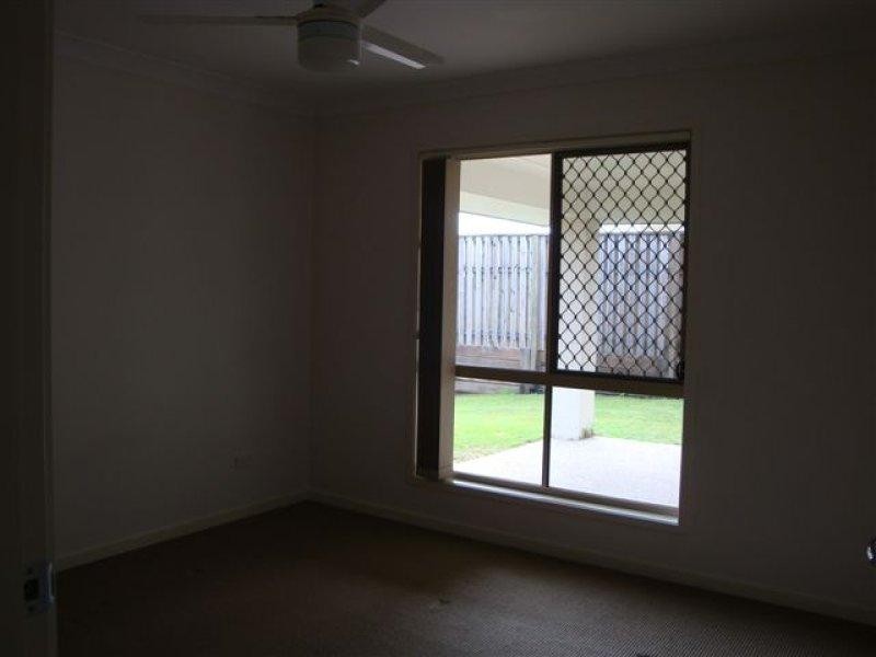 13 Hazelmere  Cres, Ormeau QLD 4208