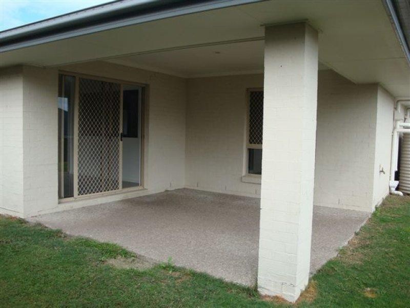 13 Hazelmere  Cres, Ormeau QLD 4208