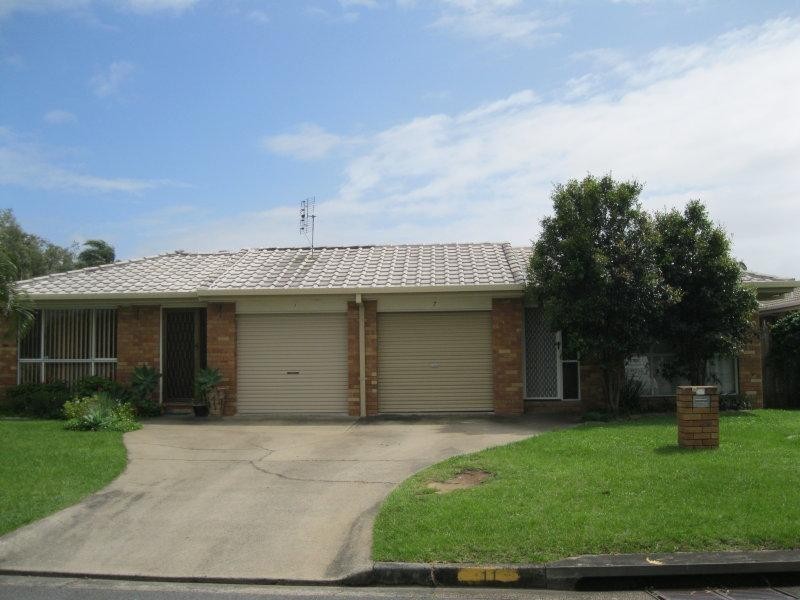 11 Trevor Dr, Coombabah QLD 4216