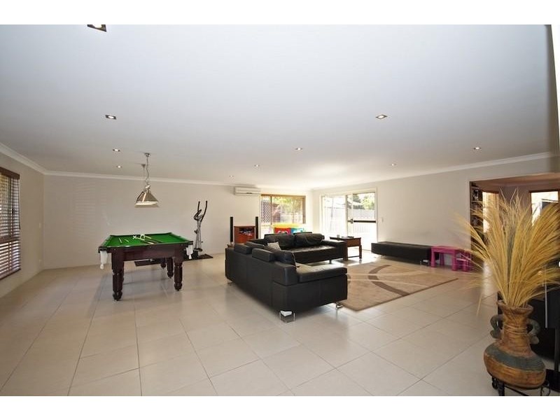 43 Inverness Way, Parkwood QLD 4214