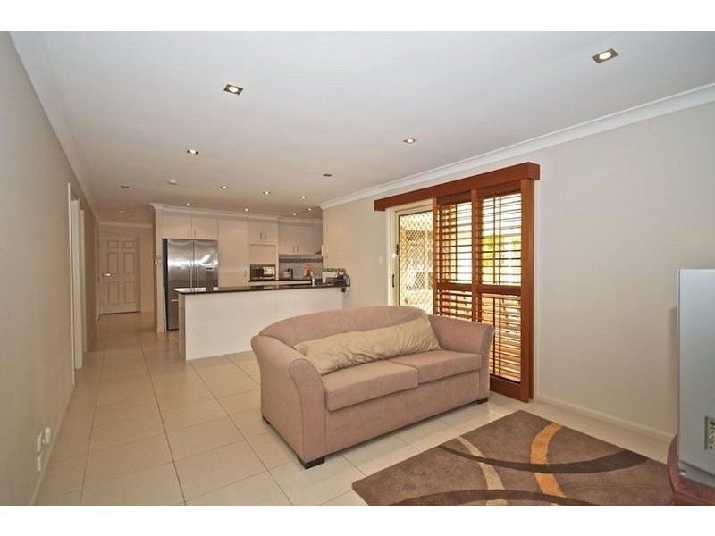 43 Inverness Way, Parkwood QLD 4214