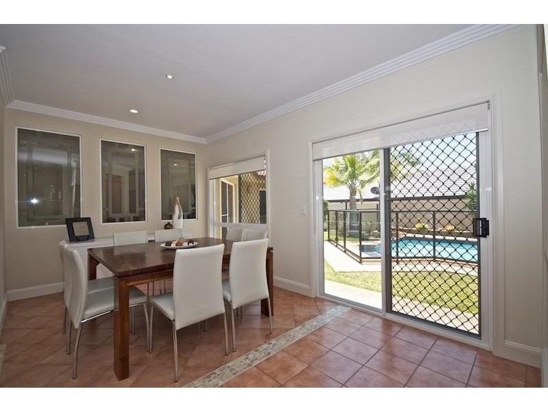 17 Pearson Cl, Arundel QLD 4214