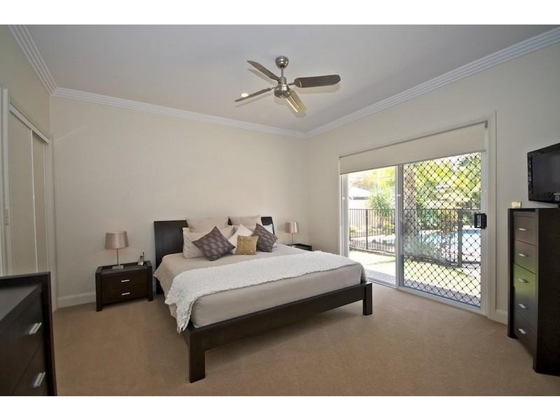 17 Pearson Cl, Arundel QLD 4214