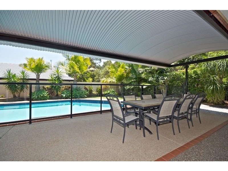 17 Pearson Cl, Arundel QLD 4214