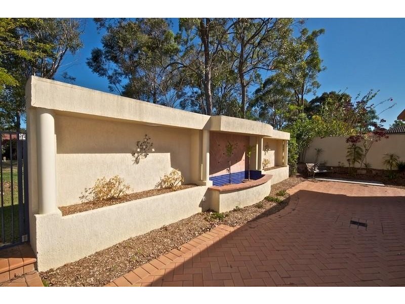 57 Arun Dr, Arundel QLD 4214