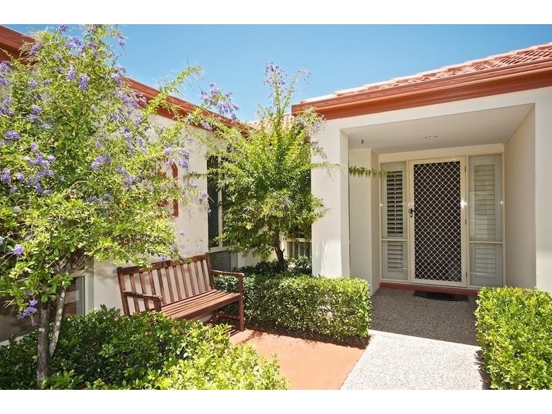 1 Kite Cct, Arundel QLD 4214